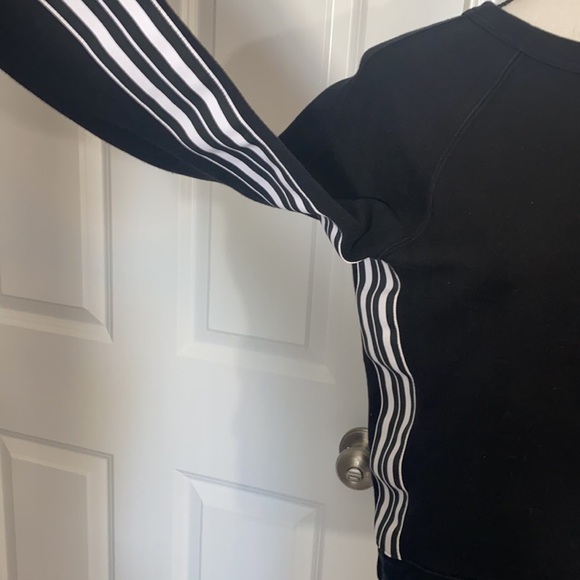 Athleta Soft Black and White Striped Fleece Lined Comfy Sweatshirt - Picture 2 of 6